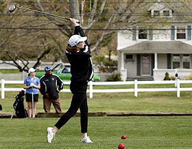 Golfing student